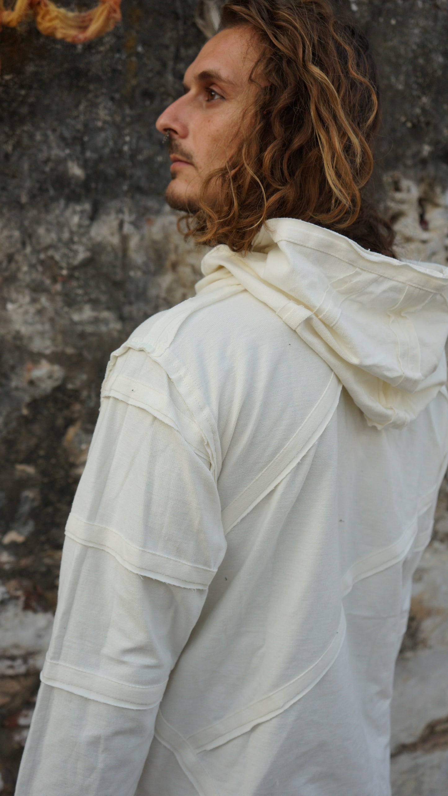 Vaastavik White Sweater