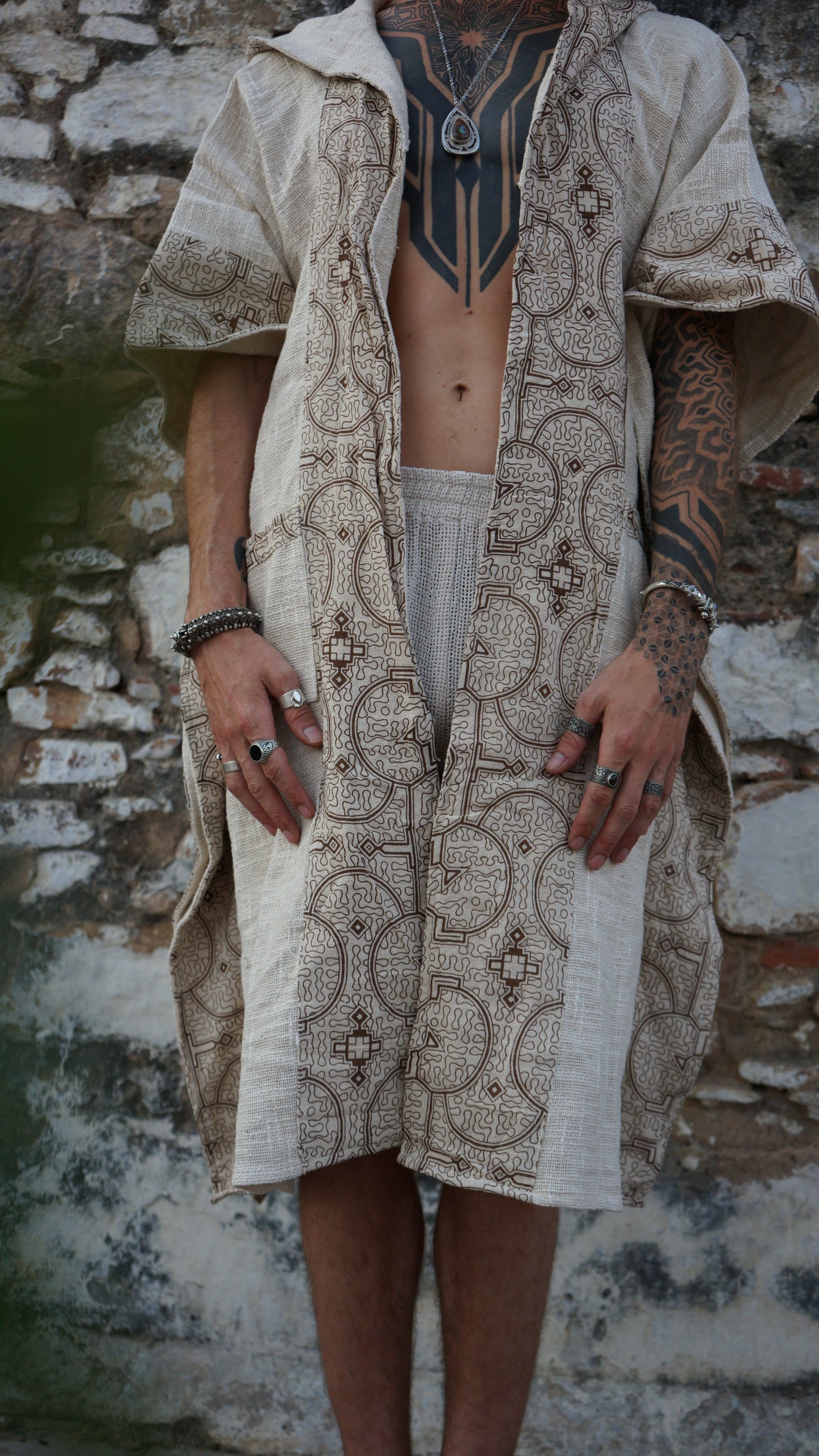 Pramanik Kimono White