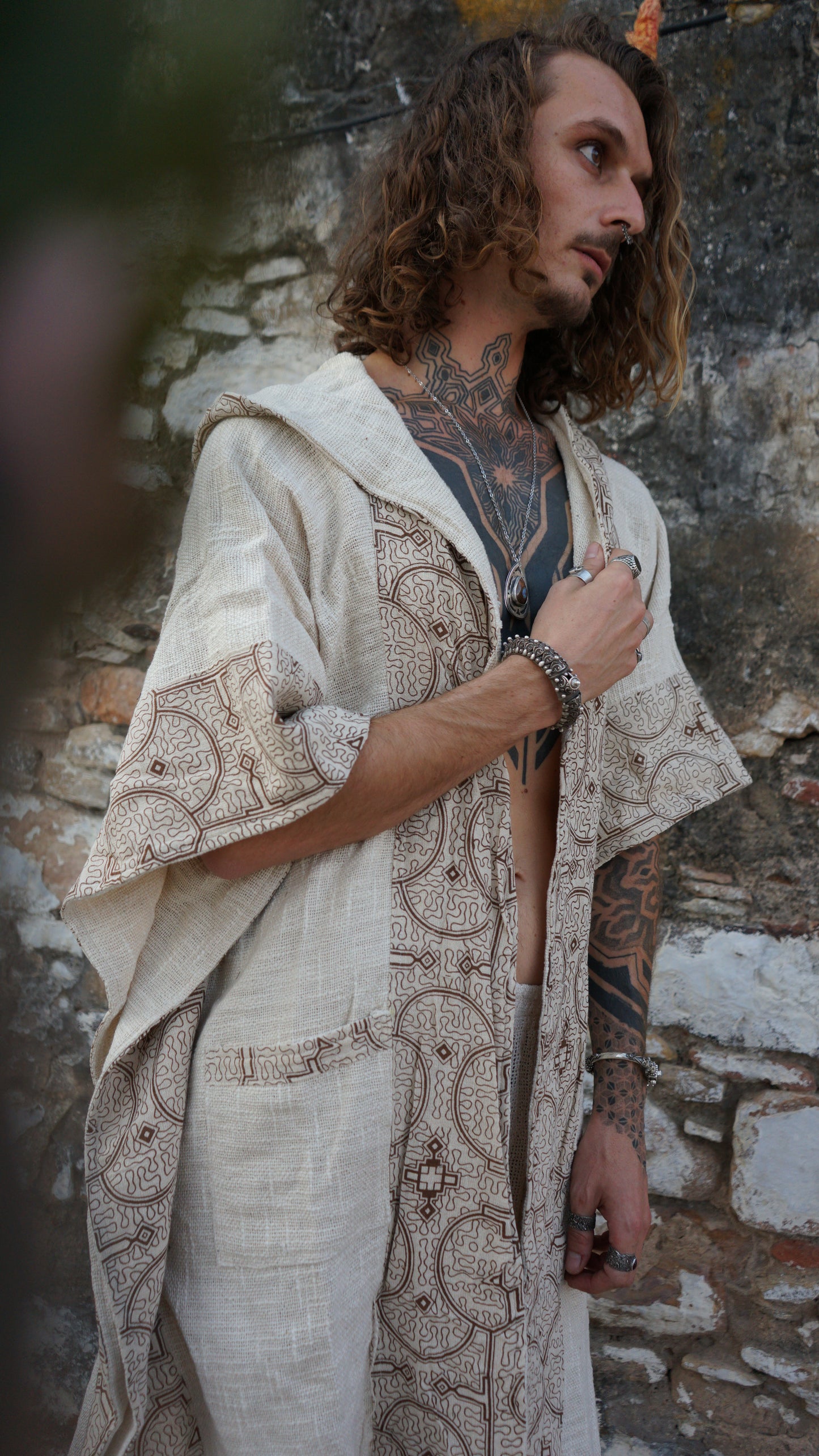 Pramanik Kimono White