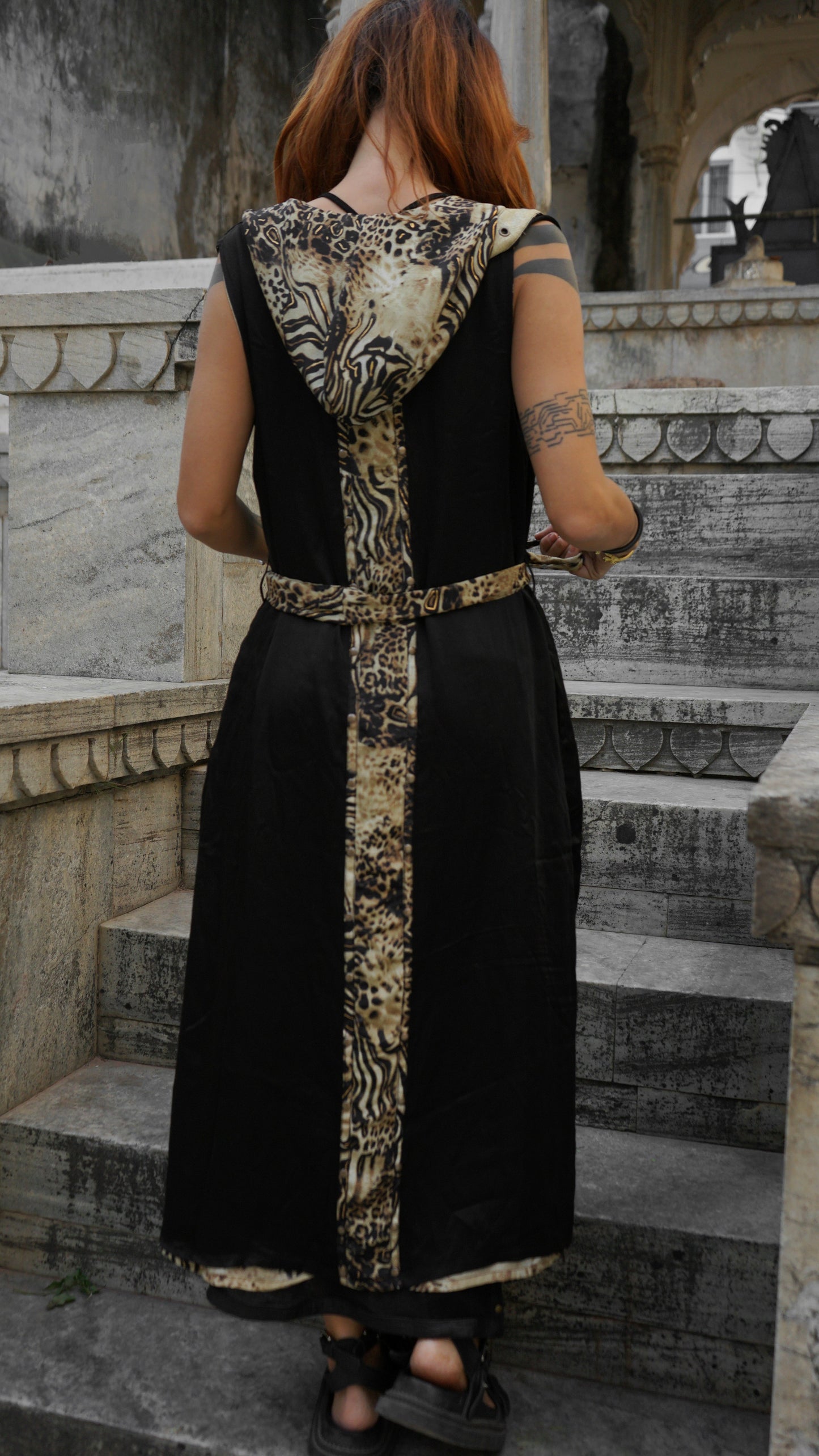 Saral Tiger Kimono